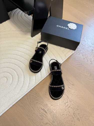 Chanel 25C春夏链条拖鞋全系列全系列首发 专柜有的我都有高版本高品质鞋面牛皮 原版面料 内里羊皮 原版大底Size:35-39 其他码数定