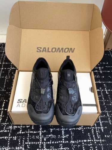 代购级 Salomon Mm6 萨洛蒙联名马吉拉 X-Alp系列 户外 情侣款休闲 运动鞋 原版购入开发 做货 这款由Mm6全新演绎的X-Aip专注于其空气动力
