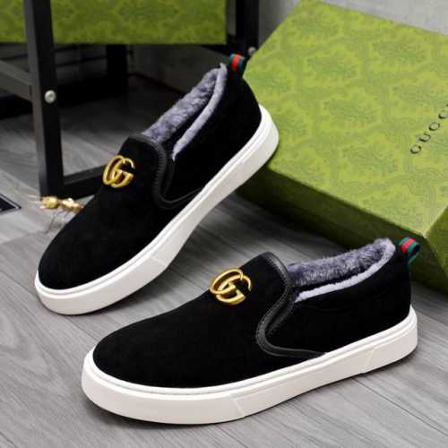 商品商标：Gucci 古驰 休闲鞋正码码数: 38-44商品材料：精选 头层牛皮鞋面，进口羊皮内里 原版大底