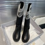 高版本 Dior 迪奥d-Major 21秋冬最新海报款 电绣拼色字母logo 一脚蹬 长靴中筒靴 骑士靴 原版购入开发 做货 这系列短靴 工装风搭配简直不要太