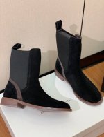 Brunell* Cucinell* 新款短靴。鞋面牛反绒。羊皮内里，原版开模五金，橡胶大底。 码数：35-42 40、41、42定制不退换