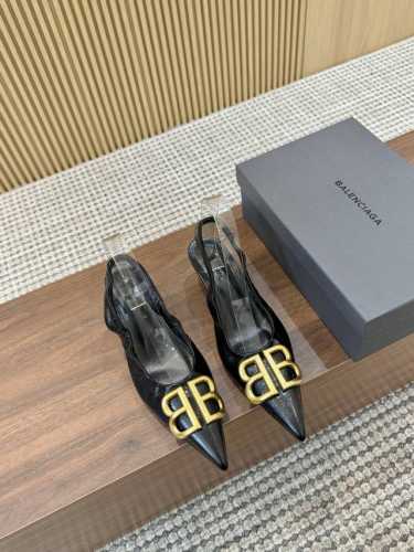 balenciaga 25季春夏新品 码数：35-42 价格P：橡胶底 真皮底