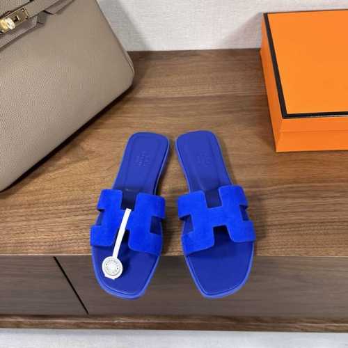 出厂价 Hermes 爱马仕H拖鞋Oran凉鞋系列 时尚又百搭 超级舒服 每个细节都做到极致 原版麂皮 原版1:1独家私模鞋面 原版真皮沿条大底 包装: 每对鞋