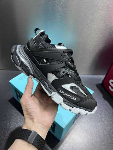 巴黎世家 户外概念鞋 Balenciaga Sneaker Tess 三代通货跑量版本 细节精准对位官方 私模组合大底原装大盒 从里到外 一切百分百还原官方配置