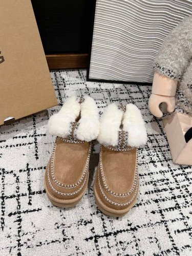 顶级品质 Ugg经典系列全新升级厚底雪地靴 Check 你的随性复古棕色系look，点亮街头拿捏 潮酷不费力~厚底铅笔靴 大橘底一秒蹬厚底tazz秋冬装备齐活，
