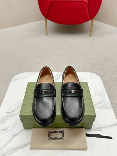 古驰 GUCCI 官网男士商务正装皮鞋更新香港专柜同步新款完全一比一复刻出货专柜品质零差距0采用进口牛皮制作+牛皮内里制作码数:39-44 男38. 45定制
