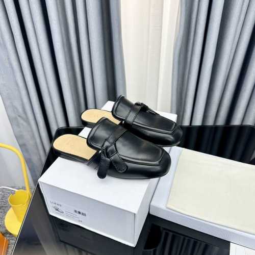 罗意威Loewe 蝴蝶结穆勒拖鞋，独特的打结设计，马鞍包和穆勒鞋的设计完美组合 配合整体原版楦型，时尚而个性好穿 颜色超赞 面料：进口牛皮 内里：水染牛皮 垫脚