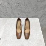 工厂P价P 顶级高端版本 代购品质 原版开发 Bottega Venetass新品爆款夏季方头高跟单鞋Knot穆勒凉拖女鞋。Bv新款绳结鎏金高跟抢手大爆款，In