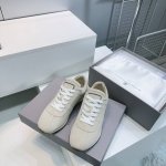 高品质出厂 ！顶级品质 Brunellocucinelli Bc25春夏新款新品女士阿甘休闲运动鞋 装饰镶珠运动鞋 原版一比一复刻高丝光牛反绒、羊皮拼接特殊材料