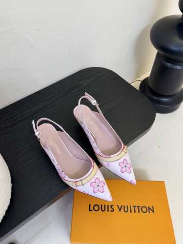Louis Vuitton Lv Swing 高跟鞋最火最新金属跟玛丽珍后空粗跟凉鞋字母标高跟单鞋 原版开模V型金属跟！ 鞋面：小牛皮 牛漆皮 内里垫脚：羊皮
