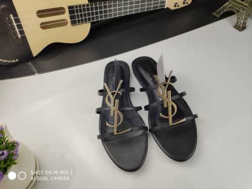 真皮底 ，拖鞋款，凉鞋款统一价 Saint Laurent 圣罗兰、一字带凉鞋早春专柜同步最新款、YSL、Logo字母扣装饰经典上乘美艳力作 专柜最火春夏系列