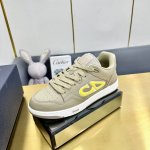 迪奥 2024春夏最新情侣款休闲鞋 Dior Oblique B57 Cd标志性字母logo圆头低帮系带滑板鞋 明星同款平底老花拼色运动鞋 原版开发 顶级代购品