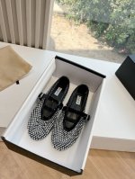 代购级别小皮箱 G002原版购入法国一线奢侈品牌Alaia 阿莱亚24Ss法式仙女芭蕾舞平底跳舞鞋，Alaia品牌源自其创始人，Azzedine Alaia是上