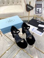 上新 现货拆原板1:1复刻最高版本 2024Prada 早春走秀t台爆款 最新春款 粗跟方头水台系列 出厂价 真皮大底 仿真皮底 女神必备 上脚超级美 鞋面釆用