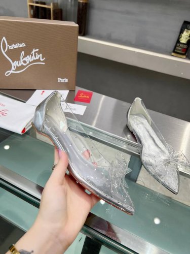 Christianlouboutin路铂廷 Cl红底鞋‖ 全球限量！来自拉斯维加斯的祝福灵感来自拉斯维加斯的炫彩霓虹 手工制作，精致工艺收藏级作品 绝对吸睛的存