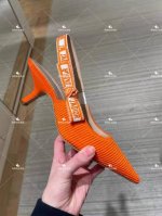 迪奥 Dior 刺绣高跟鞋顶级版本1.5cm 刺绣图案 字母logo织带凉鞋款 20SS 春夏最新提花刺绣图案凉鞋款. 顶级代购版本原版购入. 特订材料. 一比