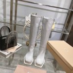 出厂长 短款350高版本 新款miumi* Ss 做旧金属骑士靴 Miumi*新款靴来啦、品质依旧、区别市面抢出版本、自购原版独立开发、朋克风满满 既能当甜妹
