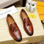 工厂价 Louis Vuitton 里 路易威登 新款男士休闲商务皮鞋官网原版复制，鞋面采用进口官网1:1材料制作意大利牛皮面，水染内里绝非一般的工艺制造，大厂