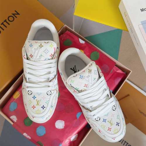 顶级版本：情侣款 LV x TM LV Trainer 路易威登x村上隆 联名款 休闲 运动鞋 滑板鞋原版购入开发 做货 本款 LV Trainer 运动鞋选用