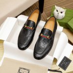 工厂价 古驰 Gucci 官网男士商务正装皮鞋更新香港专柜同步新款完全一比一复刻出货专柜品质零差距0外均采用进口头层牛皮 配原版五金扣水染皮内里制作，黑色，棕色