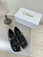 chloe 蔻依 克洛伊 可爱玛丽珍平底鞋 手工制作 高版本入 黑色小牛漆皮 380 原生态 工艺 对版 明星同款 撞色设计 时尚感满满 内里脚感舒适 大底 意