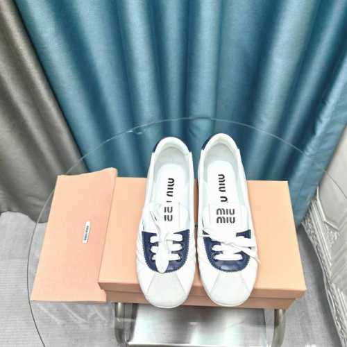 冲量价 Miu Miu缪家24新款春夏新品 平底包子鞋 跳舞鞋 显得超萌 超可爱 青春美少女 好穿轻盈舒适一年四季都太舒服了 羊皮拼色搭配 绝了 面料 进口 嫩