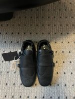 prad* 25Ss 普拉达走秀款复古2扣单鞋 爆款！走秀款 复古感时髦满满 随意百搭 时尚休闲 独到味道，人人都爱也轻松驾驭 每年都会爆.足以征服你，穿上它，