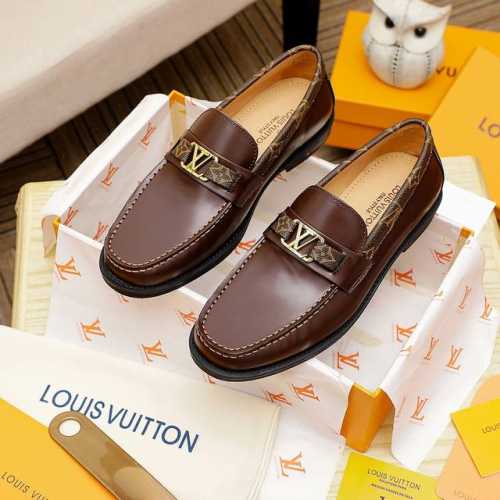 工厂价 Louis Vuitton 里 路易威登 新款男士休闲商务皮鞋官网原版复制，鞋面采用进口官网1:1材料制作意大利牛皮面，水染内里绝非一般的工艺制造，大厂