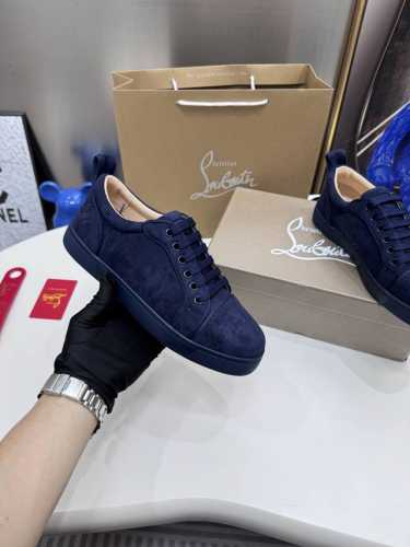 橙子出厂价P ，男码10 定制款 Christian Louboutin Cl低帮板鞋系列 铆钉 水钻 运动鞋休闲鞋红底鞋 情侣款 定做时间较长，请耐心等待！