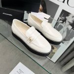 顶级版本小香家chanel2024秋季新款双c编织厚底乐福鞋 时尚圈的绝绝子 搭配将演绎着细致 极简 永不褪去的经典元素 展现与众不同的穿搭风格美到无话可说 夏