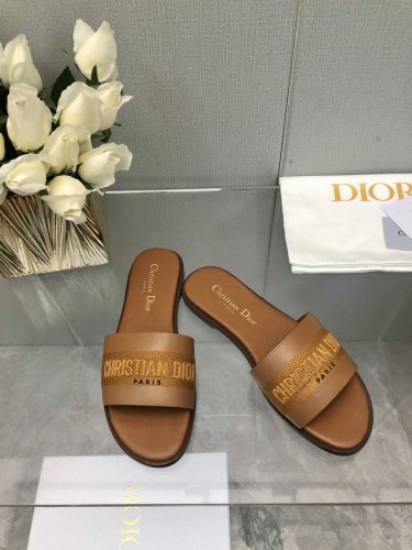 迪奥 Dior 2025 春夏新款女鞋 CD字母刺绣logo平底拼色一字拖鞋 市面顶级版本 材质:鞋面进口牛皮 牛皮皮内里+意大利真皮大底 跟高:平跟size：