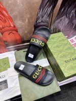 家高端男士夏季拖鞋，鞋面材质eva技术，磨砂面 压印品牌logo，私模大底，细节完美，尽显大牌风范，休闲宽松舒适型，高品质精品，夏季必入哦！Size：男38-4