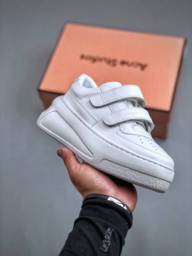 橙子出厂价 Acne Studios 24Ss 最新厚底休闲魔术贴笑脸小白鞋 经典又新仪 魔术贴休闲鞋 一眼就种草的小白鞋 无敌好搭配不挑季节不挑穿搭一双鞋就o