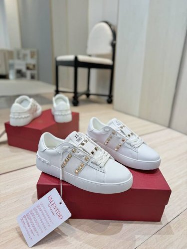 工厂P价 顶级系列 Valentino华伦天奴Garavani Open Disco 铆钉 厚底 休闲 运动鞋 小白鞋 原版购入开发 做货 V家经典系列 柳钉小