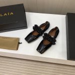 出厂价 顶级品质 Alaia 新款网面半拖平底凉鞋单鞋 原版购入法国一线奢侈品牌alaia 阿莱亚24Ss法式仙女芭蕾舞平底跳舞鞋，Alaia品牌源自其创始人，