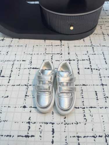Acne Studio*S 24 Ss专柜最新厚底休闲魔术贴笑脸小白鞋 如果你穿腻了celine厚底 那一点要试试acne的这款厚底！！太好穿 太轻便了！厚底6