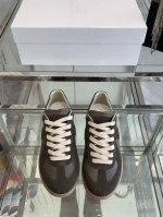 Maison Margiela mm6 新色马吉拉情侣款经典德训鞋 马吉拉最最舒服的德训鞋子了！复古感满满！随便穿搭就可以很高级！鞋子很轻便！穿起来上脚超级舒服