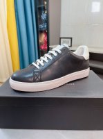 出厂价 阿玛尼 Armani 男士休闲鞋新款上市 鞋面头层牛皮真皮内里进口原版大底完美造型顶级品质，鞋面logo电绣显得鞋型饱满，立体感十足，舒适透气超级百搭