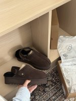 橙子出厂价 定制色 Ugg秋冬新款雪地靴 3Cm厚底拉娜毛毛拖鞋 包头拖鞋 码数：35-40 颜色：胡桃木色