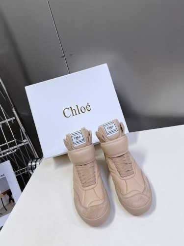 chloe 克洛伊 蔻依 25春夏新款 德训鞋 原版鞋底，全手工穿线，所有的位置刚刚好 ，网红爆款，顶级休闲度假系列 大咖网红一致追求此款，更是断货一度难求 盛