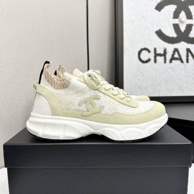 Chanel香奈儿老爹鞋，男女情侣款 2025专柜顶级休闲款运动鞋这款经典设计；鞋面多种工艺电绣的风格；大底却时尚运动；不平凡的拥入了多种配色元素 多元化混搭非