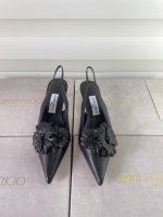 jimmy Choo 新季最新蝴蝶结小猫跟鞋今年限定款 当红巨星金晨同款高跟单鞋/凉鞋，时髦百搭Nice单品 这款羊皮大蝴蝶结采用纯手工重工打造，将J家的典藏设