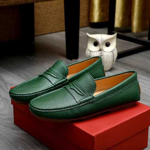 工厂价 Ferragamo 菲拉格慕 爆款时尚休闲套脚鞋官网专柜1:1制作，原版开模好质量看得见，进口高端头层小牛皮，皮内里纹路很清优质防水防滑耐磨大底高品质低