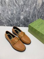 Gucci 最新最火爆的铜扣英伦学院风乐福鞋 鞋底:原版真皮大底 码数:35-40标准码 跟高1.5Cm