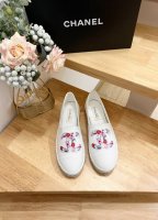 Chanel香奈儿 25Ss 新款早春双C拼色 刺绣花朵帆布 渔夫鞋 原版开发，正品工艺，手工折边后缝合，纯手工缝马克线，鞋正中间的双C Logo点缀恰到好处，