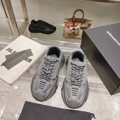 顶级版本工厂 情侣款alexanderw*Ng 23S Vortex大王莱卡新款增高运动鞋 莱卡系带防水台运动鞋配有延展外底，采用低顶造型，设有品牌徽标鞋跟 标