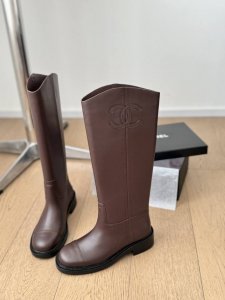 P短靴 长靴 Chanel 24B巨经典骑士靴 高品质高做工！ 鞋面内里牛皮，原版真皮大底！ Size:35-39 其他码数定做