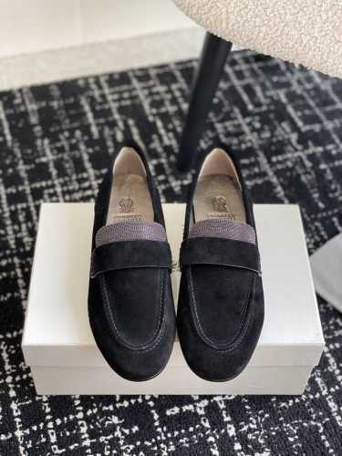 东莞代购级 Brunello Cucinelli 24Ss 秋冬新款复古乐福鞋 Bc是意大利知名品牌，极简主义风格，纯手工串联珠链配饰！复古又高级！简约又大气，