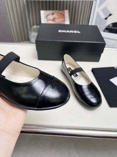 小香官网同步高版本CHANEL 2025香奈儿顶级玛丽珍__________________春秋季香家必备爆款，女神系列，拥有香家特色优雅名媛气质，超级耐看，让