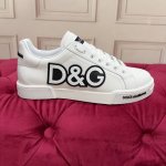 高端版本 高质量 品牌大底DOLCE & GABBANA 2025新款 顶级版本 高端质量 独家精工定制上市 凸DG点缀绝美奢华闪耀 精湛的做工 众多人至爱采用